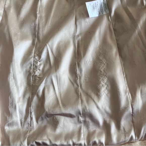 Like New Eliza J cream faux fur coat - Picture 7 of 12